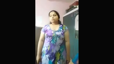Mallu aunty with huge boobs