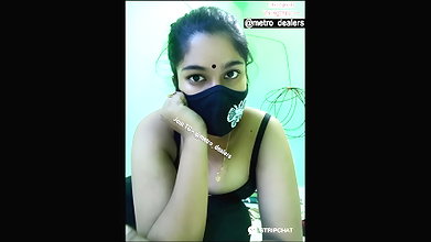 Cute Bengali Babe Mouni Rose Nude Cam