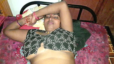 Jija ne sali ki chut chati aur apne mote lund se chudai kiya