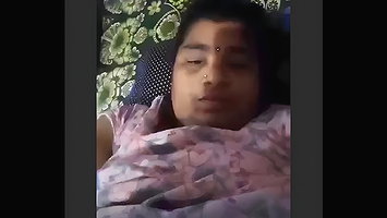 Mature tanker bhabhi showing