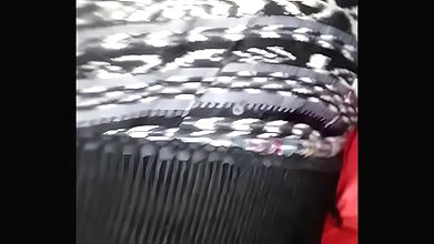 Chapuna de corte con la verga en culo