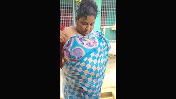 Bengali sexy village aunty bath video – 6