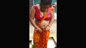 Bengali sexy village aunty bath video – 14