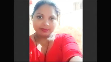 Mani Kaur SHOW HER chubby body and remove clothes