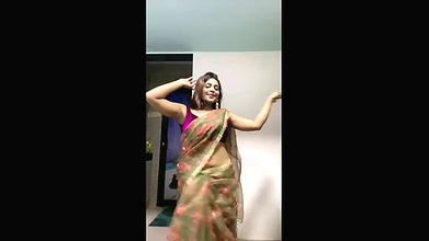 Big navel bhabi hot dance