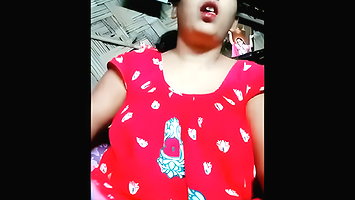 Nisha1 showing her boobs on chamet live with face