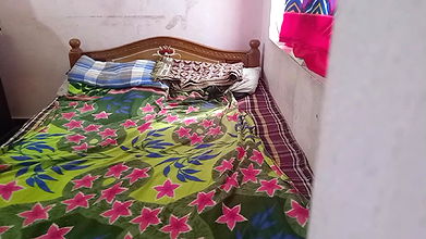 Sexy Mature Mom Rupa Sucks and Fucks