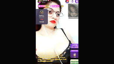 Pakistani beautiful cam girl jannat on chamet