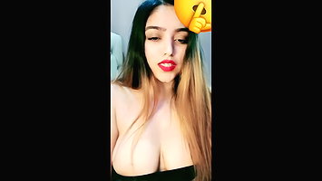 MissDiva showing her boobs on chamet live with face