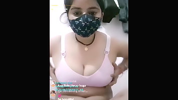 RANI SHOWING HER PUSSY AND BIG BOOBS ON TANGO LIVE