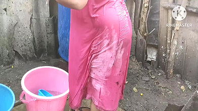 Boobs of Indian house wife