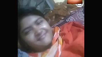 Desi sexy bhabi show her pussy on cam