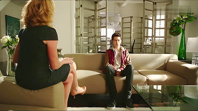 Elisabeth Shue – Behaving Badly 2014