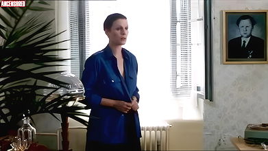 Elisabeth Volkmann – Red Heat