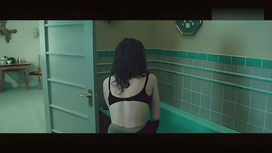 Emily Browning – legend 2