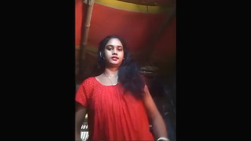 Sexy Desi Bhabhi Wearing Cloths
