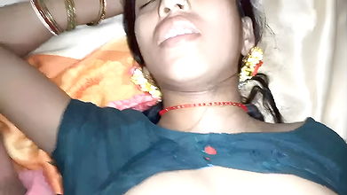 Deshi village bhabhi romantic Hindi sex