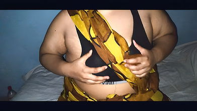 After finishing the puja, the Hindu aunty warmed up and pressed boobs