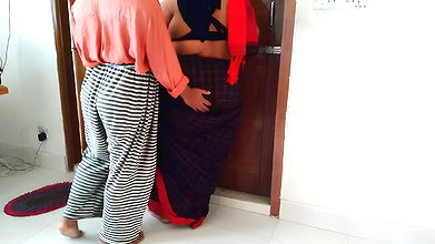 Gujarati hot priya bhabhi ko jabardasti chudai apni devar jab ghr jhado lagyi – Indian sexy big ass and big tits fucked