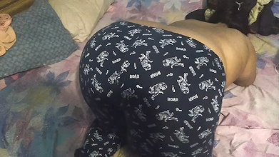 Indian Big sister’s, big ass swaying, seducing brother-in-law