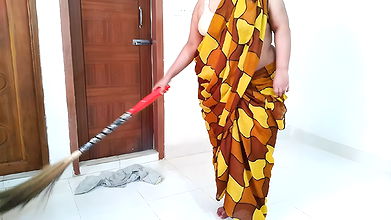 Pados ki Bhabhi ki jabardasti mast chudai Bhabhi ne devar ka Pani nikal