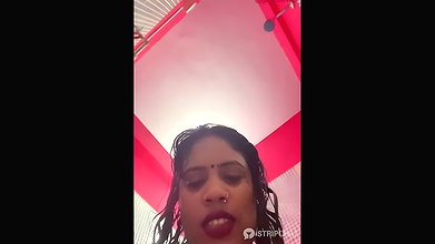 Sweti Fingering Pussy in Indian Sex MMS Leak
