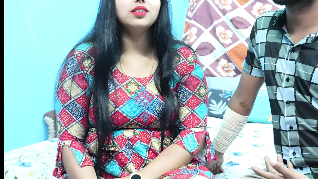 Stepsister talks about her relationship with her brother-in-law – Hindi Audio