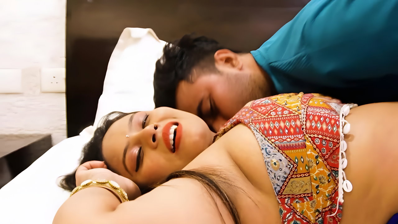 Cuckold Husband Give His Wife to Fuck by Othres Handsome Boy and Watching Infornt of Fucking, Hardcore Sex