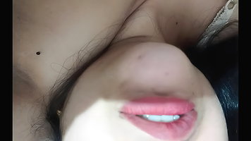 Pakistani Sex MMS: Bhabhi Blowjob Dever Secret Caught