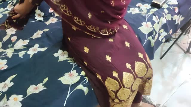 Bengali Girl in Red Outdoor Fuck MMS Full Bangla Voice