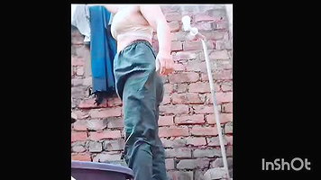 Change Your Clothes After Bathing and Then Massage Your Pussy