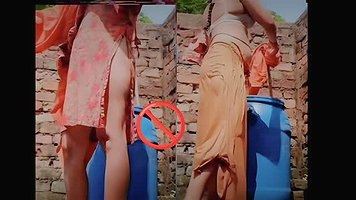 MMS Bhabhi Shares Nude Bath Video Leak My Desi
