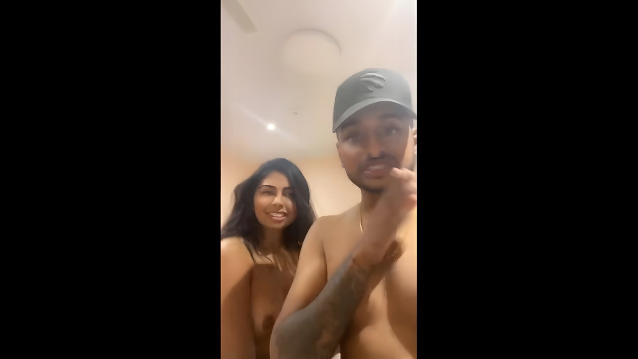 SEXY INDIAN MAAL GF STRIPPING NUDE BATHING GIVING DEEP BLOWJOB UPDATES 16 CLIPS 29