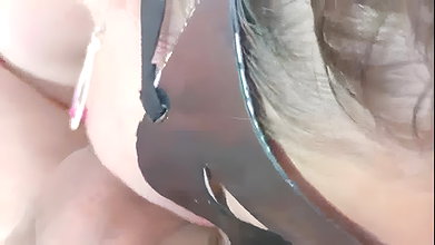 Madrastra de Enormes Tetas Chupa La Verga Y Cabalga Como Una Hermosa Prostituta Latina Venezolana En Peru