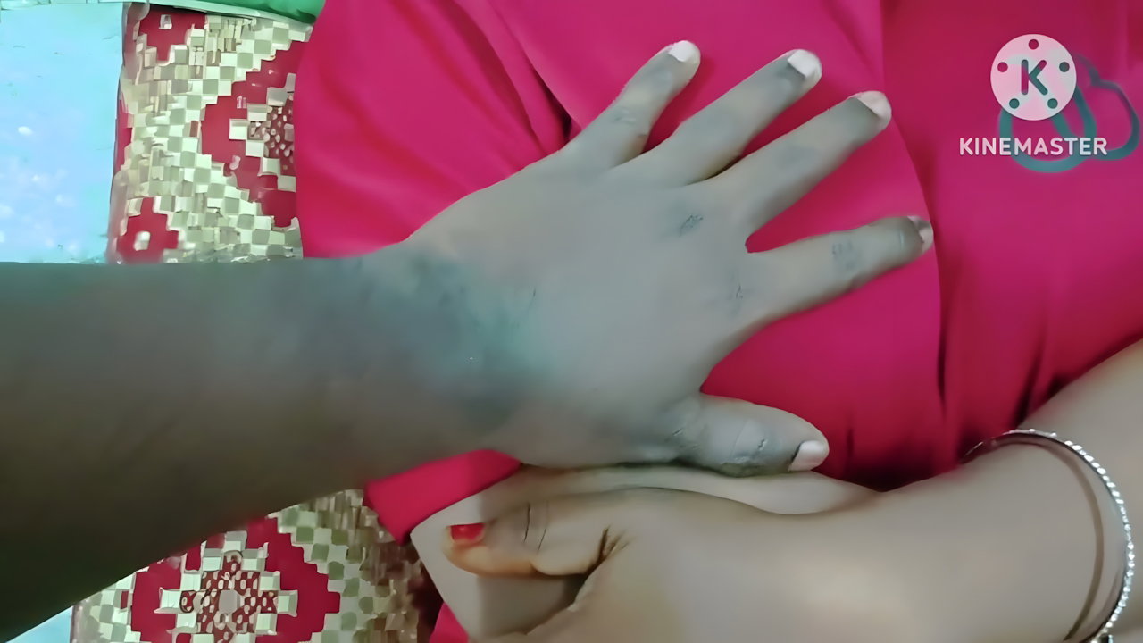 Desi Stepson’s Desires Come True Towards Her Stepmom – Tamil Erotic Video with Dirty Talk