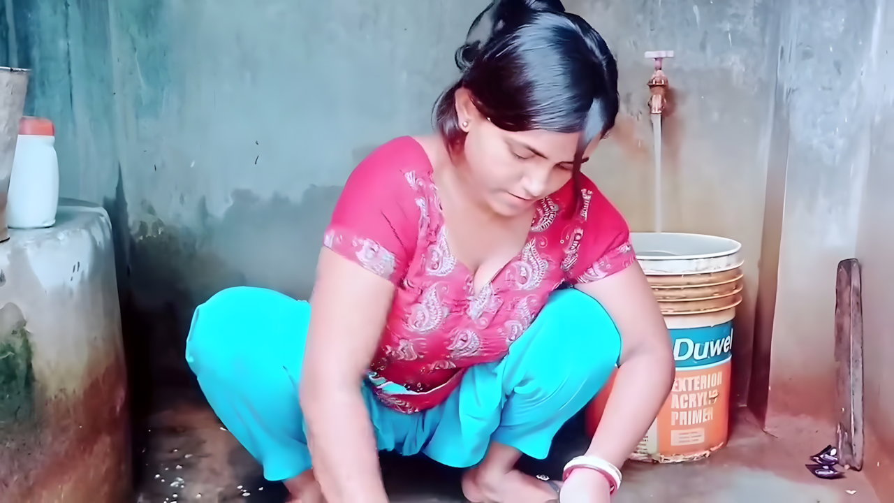 Hot Bhabhi ass fuking. Desi bhabhi