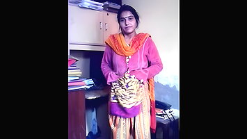 Simi Bhabhi From Haryana MMS – Movies