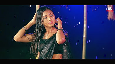 Shefali Hembrom hot rain song – Saree, Wet navel caressed, Cheeks felt, Expressions 2