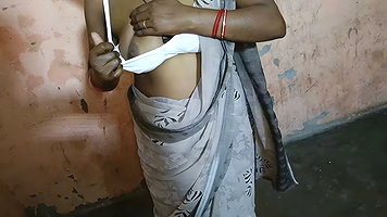 Marathi Stepmom Fucking Her Stepson in Secret MMS