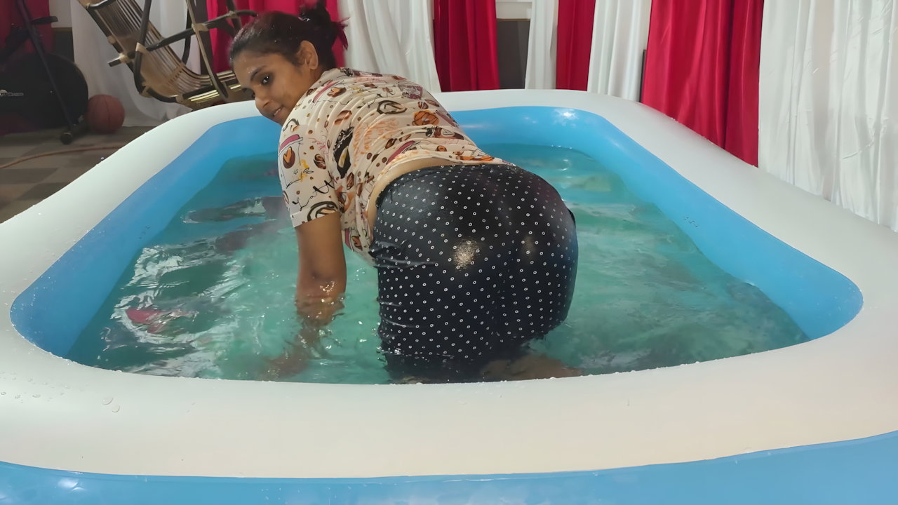 Mallu Couple Swimming Pool Fuck with Blow Job