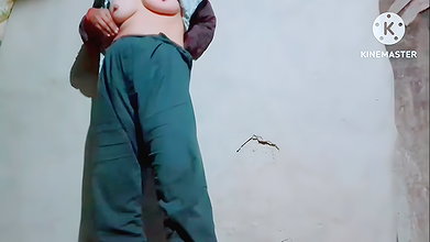 Too Hot Hot Sexy Pussy Takes Too Much Time to Cool It Down