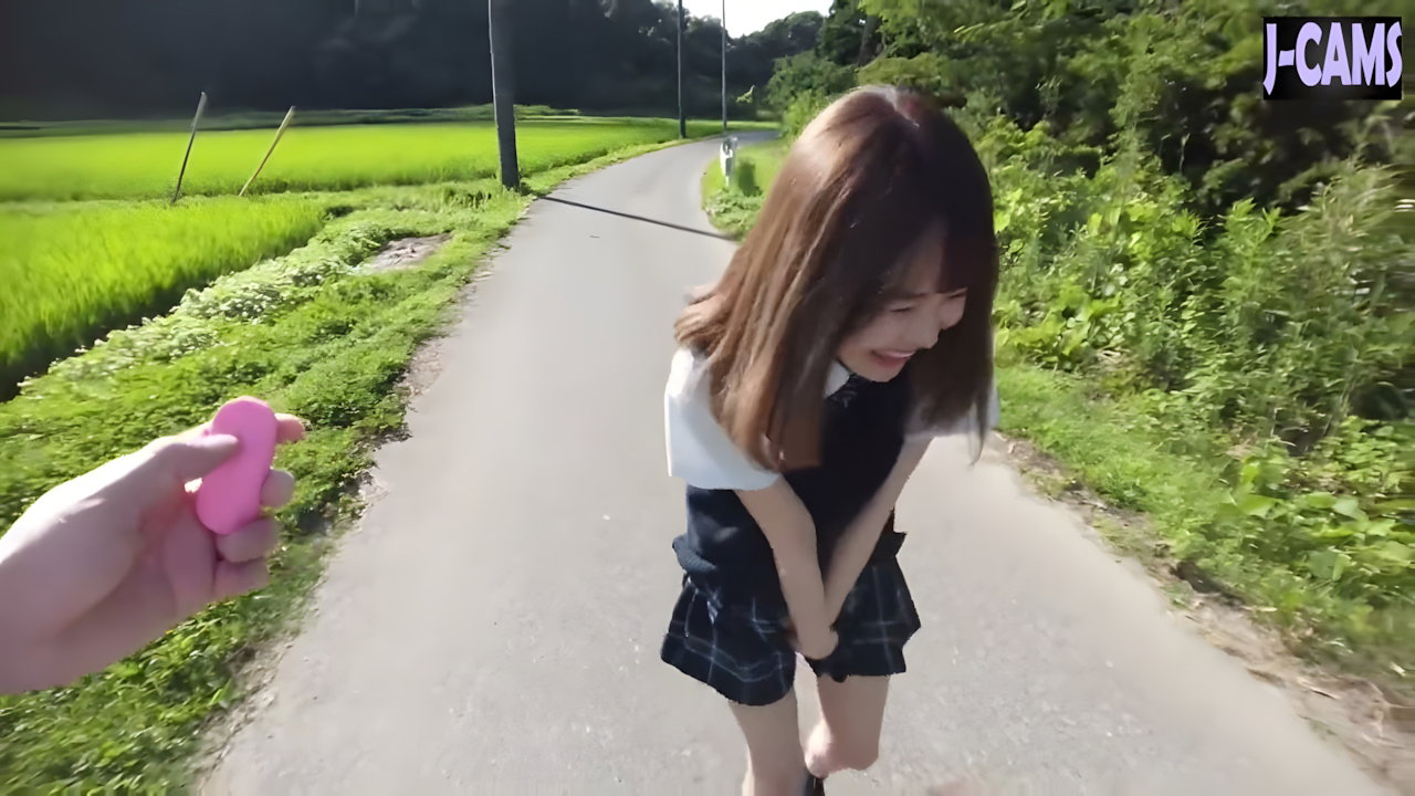 Outdoor Tease Mischievous Girl and Controlled Release Part2 Indian Sex MMS