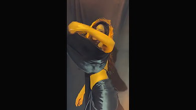 Mrs Kumud Verma Bold SENSUOUS IN Black Bra Saree Seduction Videos 2 5