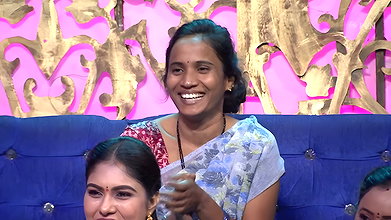 Telugu MILF Bhavana Reddy Hottest Ever Deep Fleshy Navel & Hip Folds Exposure in Game 2