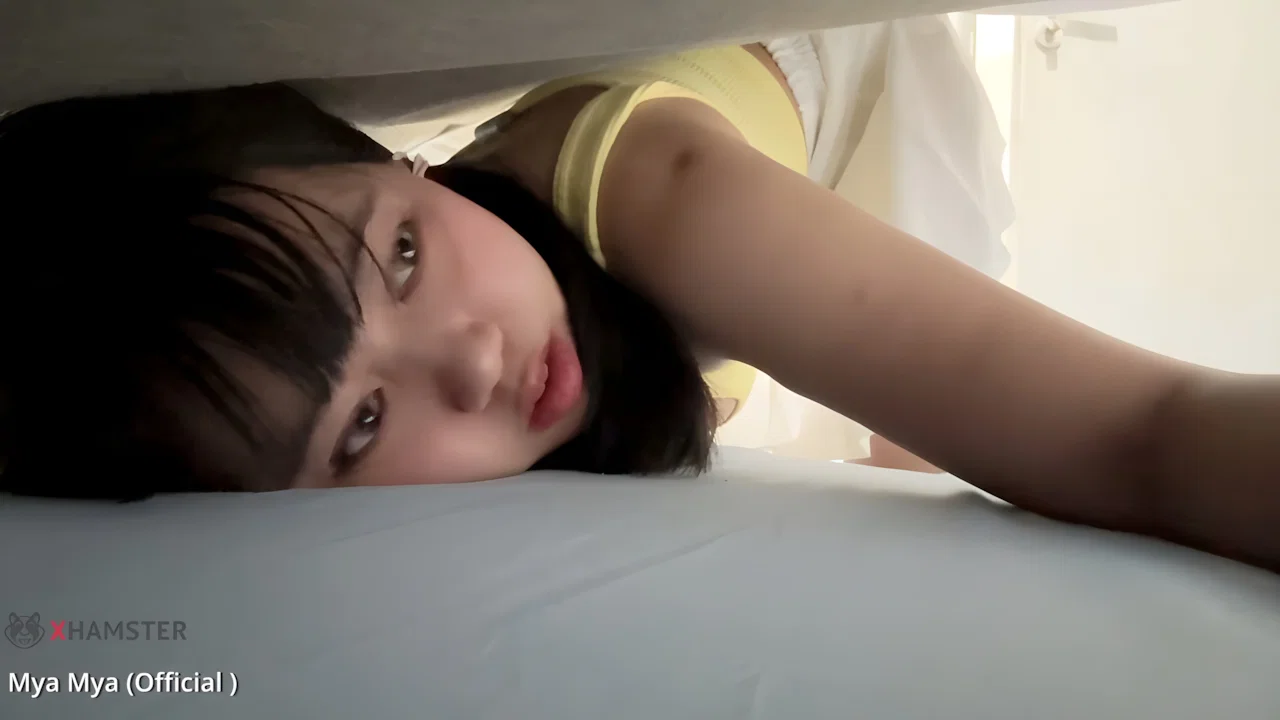 Fuck My Stepsister Stuck in My Bed Indian Sex MMS