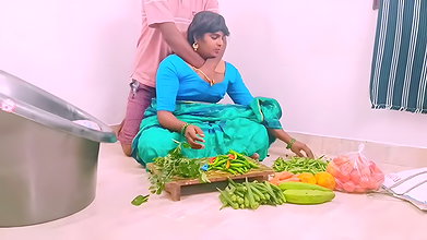 Bhabiji Unfortunately Fucking Husbend’s Small Stepbrother Big Dick