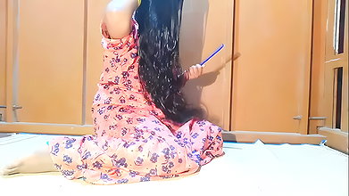 Aunty having sex with boyfriend at home