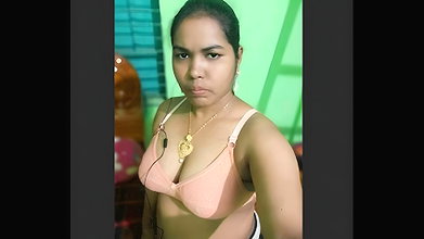 Unsatisfied Pakhi Bhabi Pussy Fingering
