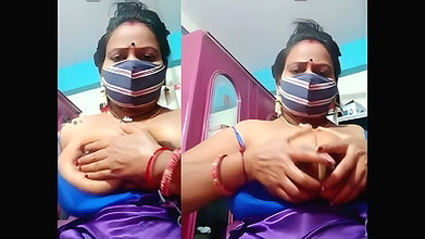 Desi Bhabhi Oil Massage Her Huge Boobs