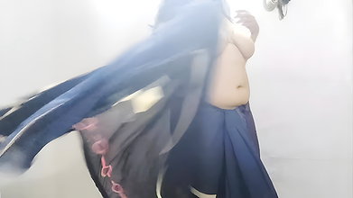 Bhabhi ji peheni saree par utari bra